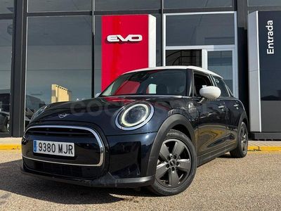 Usado Mini Cooper 136 CV (100 kW) 2023 Negro Utilitario