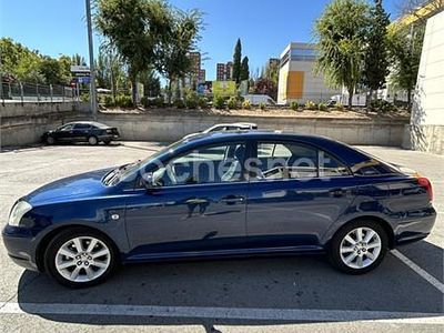 Occasion Toyota Avensis Sol 129 PK (94 kW) 2005 Blauw Sedan