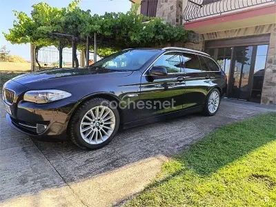 Usado BMW 520 184 CV (135 kW) 2012 Negro Familiar