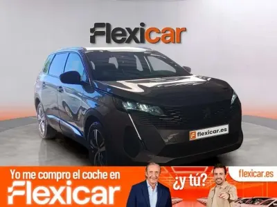 Usado Peugeot 5008 GT 131 CV (96 kW) 2024 Gris SUV