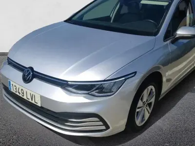 Usado VW Golf VIII Life 115 CV (84 kW) 2021 Familiar