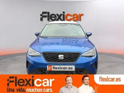 Usado Seat Arona Style 110 CV (80 kW) 2023 Azul SUV