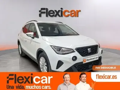 Usado Seat Arona Style 110 CV (80 kW) 2024 Blanco SUV