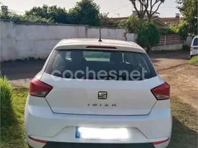 Usado Seat Ibiza Reference 95 CV (69 kW) 2018 Blanco Utilitario