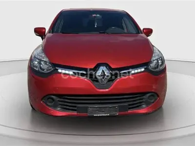 Usado Renault Clio IV LIMITED 90 CV (66 kW) 2015 Rojo Berlina