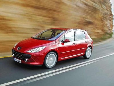 Usado Peugeot 307 90 CV (66 kW) 2006 Gris Utilitario