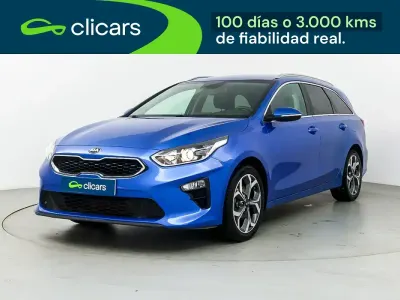 Usado Kia Ceed 120 CV (88 kW) 2019 Azul Utilitario