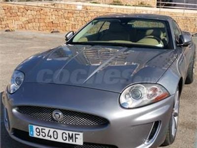 Usado Jaguar XK 385 CV (283 kW) 2009 Gris / plata Coupe