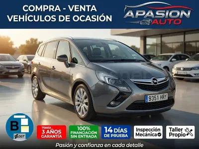 Usado Opel Zafira Tourer Selective 130 CV (95 kW) 2014 Gris / plata Monovolumen