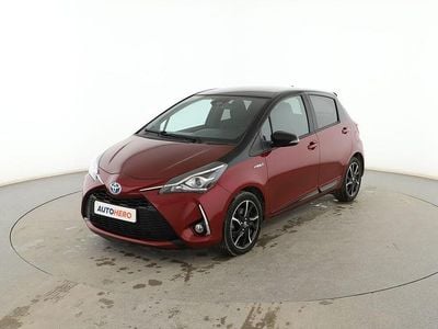 Rojo Usado 2017 Toyota Yaris Hybrid Berlina | 14.999 € (Precio justo)