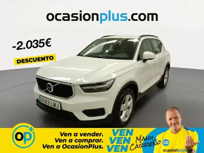 Usado Volvo XC40 Momentum 129 CV (94 kW) 2021 Blanco SUV