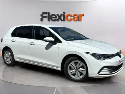 Usado VW Golf VIII 110 CV (80 kW) 2023 Blanco Berlina