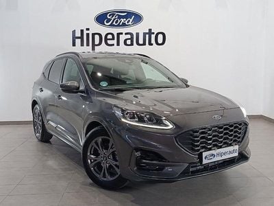 Usado Ford Kuga ST-Line 120 CV (88 kW) 2022 Gris / plata SUV
