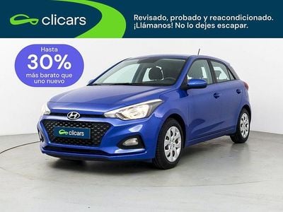 Usado Hyundai i20 75 CV (55 kW) 2018 Azul Berlina