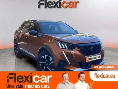 Usado Peugeot 2008 Allure 130 CV (95 kW) 2021 Naranja SUV
