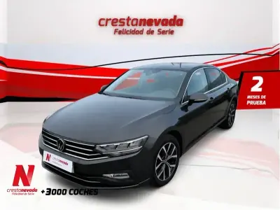Begagnad VW Passat Executive 150 HK (110 kW) 2021 Grå Sedan