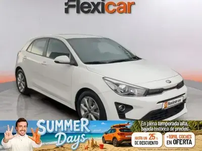 Usado Kia Rio Sport 120 CV (88 kW) 2021 Blanco Berlina