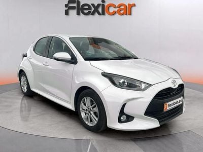 Usado Toyota Yaris Edition 125 CV (91 kW) 2024 Blanco Utilitario
