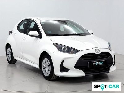 Usado Toyota Yaris Edition 125 CV (91 kW) 2023 Blanco Berlina