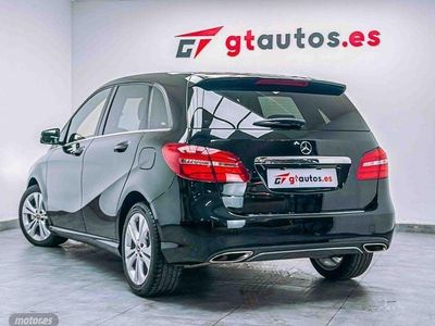 Usado Mercedes B180 Urban 110 CV (80 kW) 2017 Negro Monovolumen