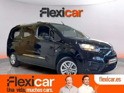 Käytetty Toyota Proace Advance 131 HP (96 kW) 2022 Musta Tila-auto