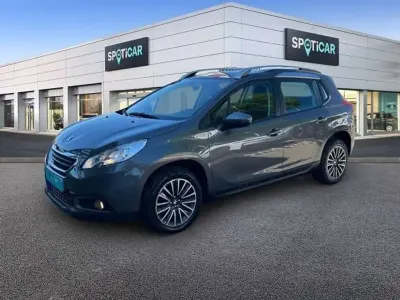 Usado Peugeot 2008 Active 99 CV (72 kW) 2015 Gris SUV