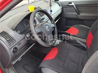 Usado VW Polo GT 70 CV (51 kW) 2007 Rojo Utilitario
