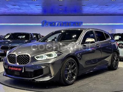 Gris Usado 2020 BMW M135 Executive Utilitario | 34.900 € (Un poco caro)
