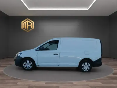 Usado VW Caddy 102 CV (75 kW) 2022 Blanco Monovolumen