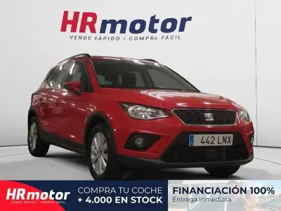 Usado Seat Arona Style 110 CV (80 kW) 2021 Rojo SUV