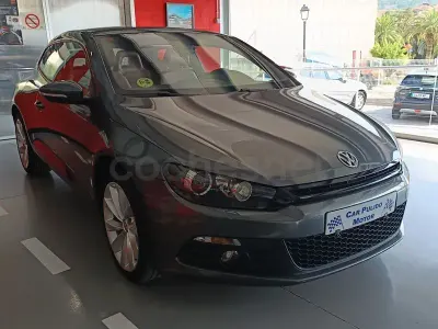 Usado VW Scirocco 140 CV (102 kW) 2012 Gris / plata Coupe