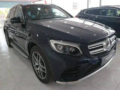 Usado Mercedes GLC250 204 CV (150 kW) 2018 Azul SUV