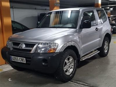 Gris / plata Usado 2004 Mitsubishi Montero SUV | 16.200 € (Caro)