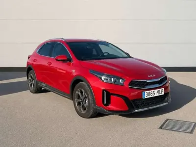 Nuevo Kia XCeed 101 CV (74 kW) 2026 Rojo SUV