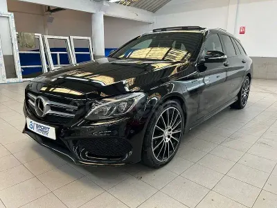 Usado Mercedes C400 AMG line 333 CV (244 kW) 2015 Negro Familiar