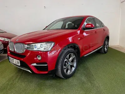 Usado BMW X4 Comfort Edition 190 HP (139 kW) 2015 Vermelho SUV