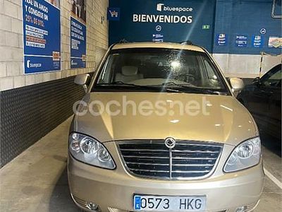Amarillo Usado 2012 Ssangyong (KGM) Rodius Limited Monovolumen | 7950 € (Precio justo)