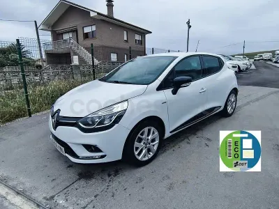Usado Renault Clio IV LIMITED 90 CV (66 kW) 2019 Blanco Berlina