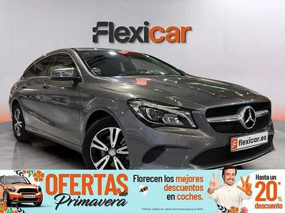 Usado Mercedes CLA200 Shooting Brake 136 CV (100 kW) 2017 Gris Familiar