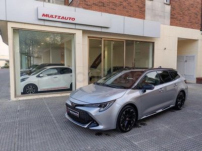 Usado Toyota Corolla Sport 180 CV (132 kW) 2022 Gris / plata Familiar