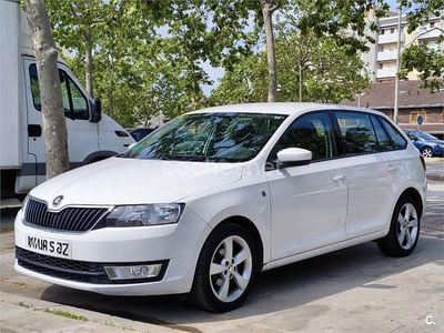 Usado Skoda Rapid Active 86 CV (63 kW) 2014 Blanco Utilitario