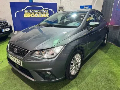 Usado Seat Ibiza XCELLENCE 90 CV (66 kW) 2018 Gris / plata Utilitario