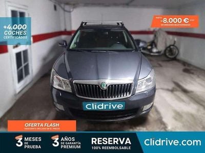 Usado Skoda Octavia Executive 140 CV (102 kW) 2010 Gris Utilitario
