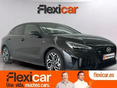 Usado Hyundai i30 N Line 100 CV (73 kW) 2025 Negro Familiar