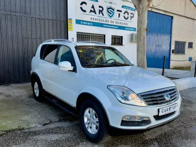Usado SsangYong Rexton 155 CV (114 kW) 2014 Blanco SUV