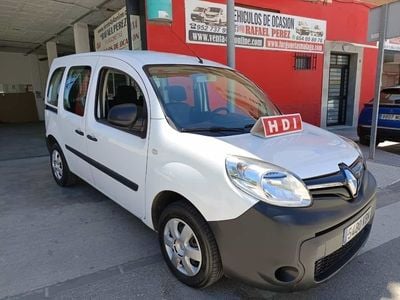 Blanco Usado 2017 Renault Kangoo Monovolumen | 7500 € (Precio justo)
