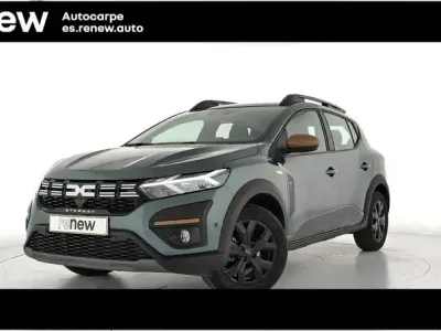 Usado Dacia Sandero Extreme 100 CV (73 kW) 2025 Verde Berlina