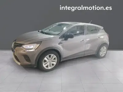 Usado Renault Captur Intens 145 CV (106 kW) 2021 Gris SUV