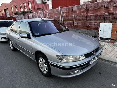 Usado Peugeot 406 138 CV (101 kW) 2002 Gris / plata Berlina