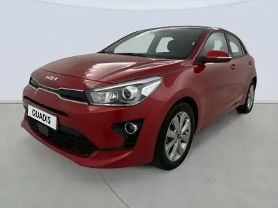 Usado Kia Rio 100 CV (73 kW) 2022 Rojo